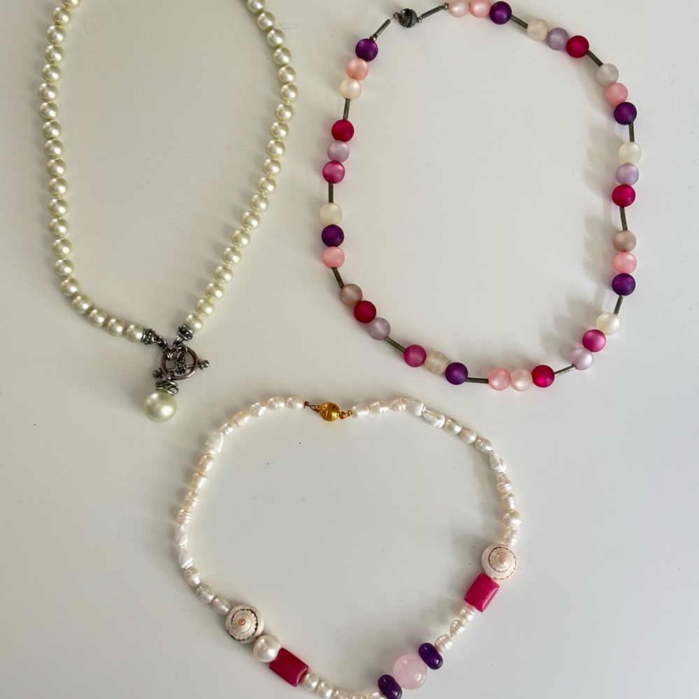 Elegant Pearl and Beaded Necklace Set